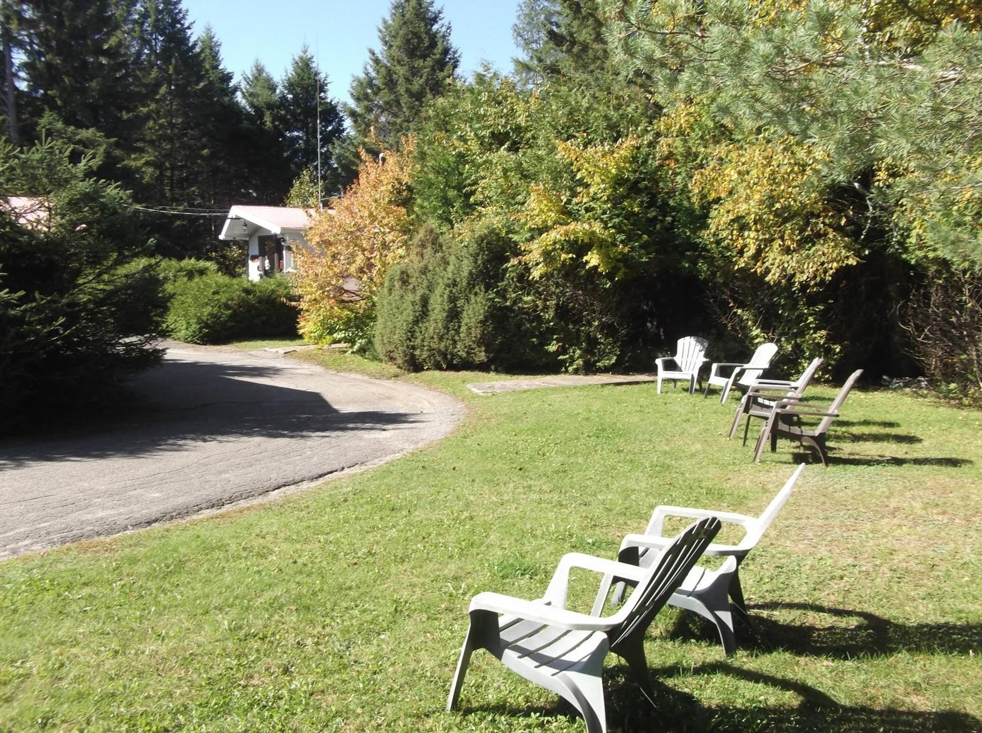 Auberge Mountain View Inn Mont-Tremblant Ngoại thất bức ảnh