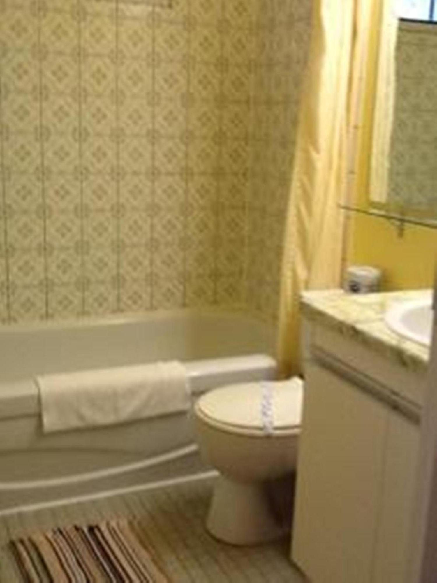 Auberge Mountain View Inn Mont-Tremblant Ngoại thất bức ảnh